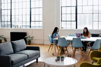 girls-in-office (1)
